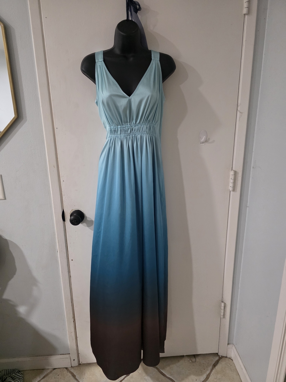WHITE HOUSE BLACK MARKET maxi Dress Sz XS